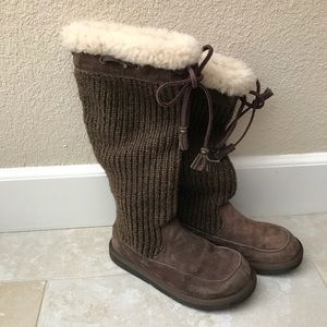UGG Brown Knit